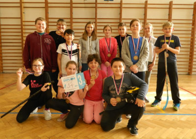 DSCN9502 400x284 - Vánoční florbalový turnaj smíšených družstev 2018/19