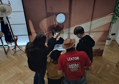 img 20251113 100211 400x284 - V&yacute;tvarn&eacute; workshopy 2026 v 8. tř&iacute;d&aacute;ch