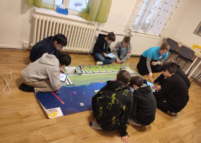 img 20260203 090317 400x284 - &Uacute;norov&eacute; robotick&eacute; workshopy 6. tř&iacute;d &ndash; cesta na Mars