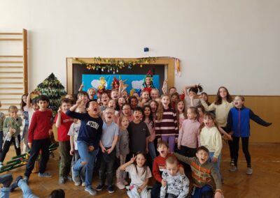 img 20260402 wa0001 400x284 - Velikonočn&iacute; divad&eacute;lko, jarmark